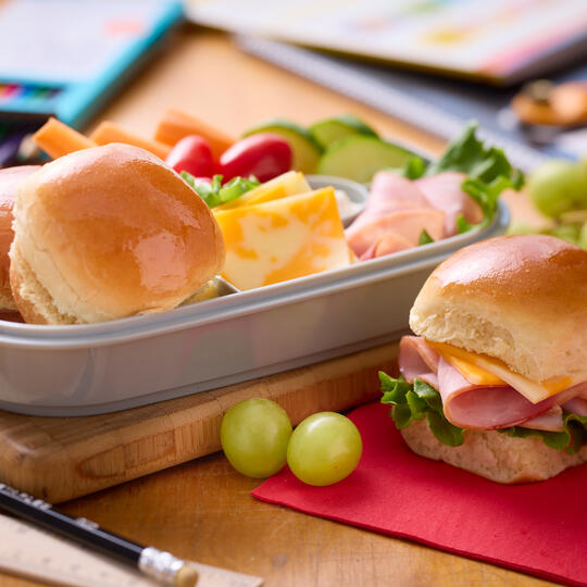 DIY Lunch Pull-Apart Bento